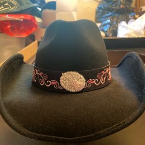 Bullhide “Rockin’ to the Beat” Black Hat